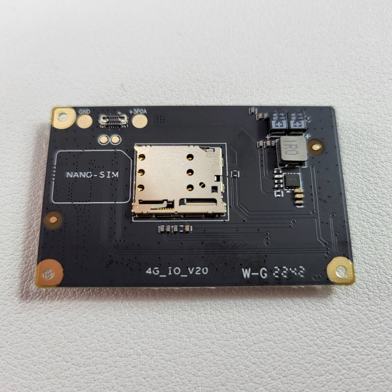 GPD WIN MAX 2025 4G LTE Add-on - Image 4